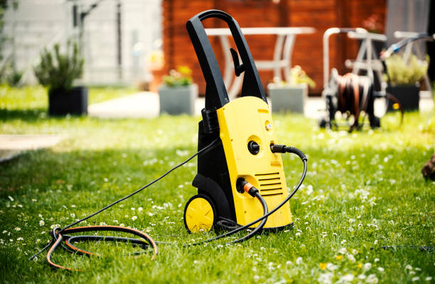Best Playground Equipment Cleaning  in Valley City, ND